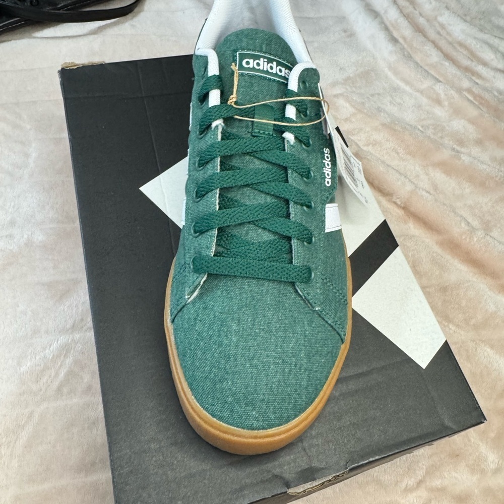 Adidas Forest Green with White Daily 3.0 Shoes Mens 10 Womens 11 - Picture 3 of 5